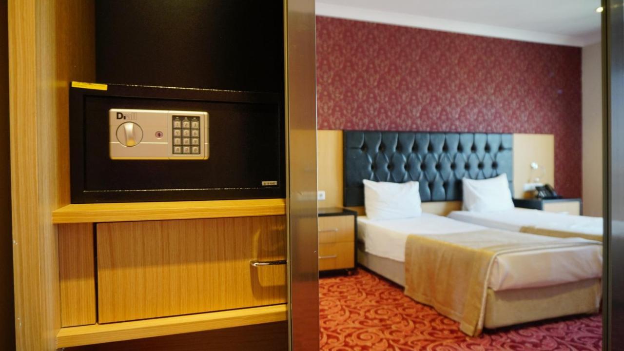 Vois Hotel Atasehir & Spa Стамбул Экстерьер фото